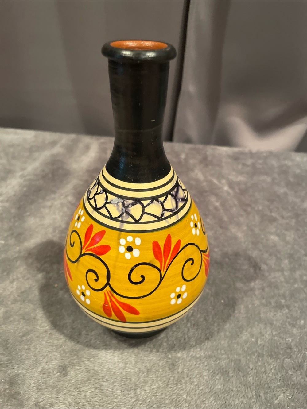 Vintage Savas Rodos Hand Made Greek Pottery Vase Signed by maker 6 inches - Picture 5 of 8
